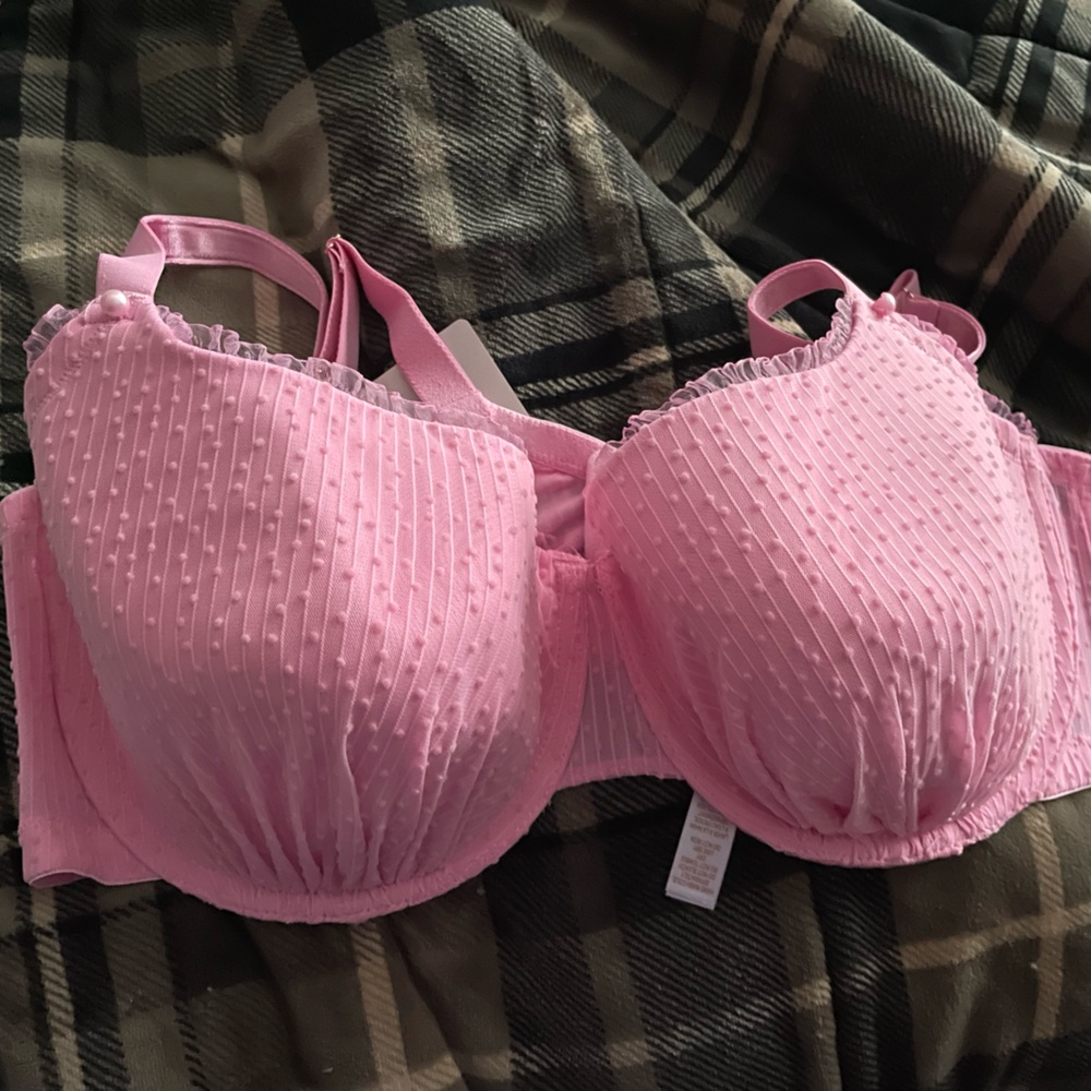 5 44DDD/44F bras - SAVAGE X FENTY AND TORRID